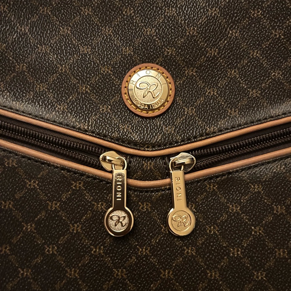 Rioni Aletta Daily Messenger Bag - Picture 6 of 12